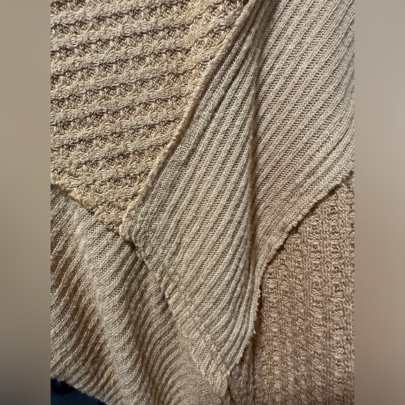 We the Free Free people Oversized Blouse NWOT SIZE XS - Picture 6 of 6